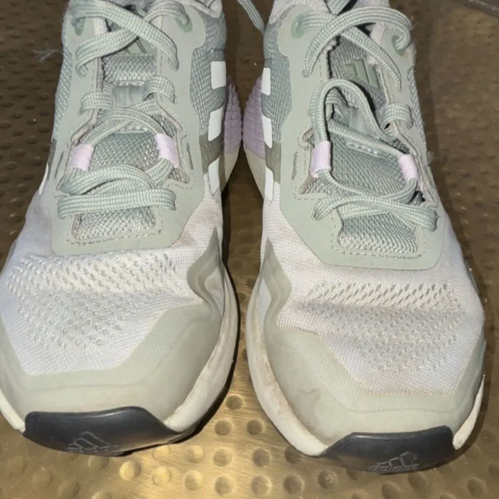 adidas Womens Terrex Green Lavender Solid Low Top Lace-Up Sneakers Sz 5